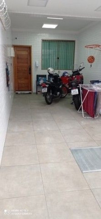 Foto do imóvel Casa com 3 Quartos à Venda, 150 m² em Ponta Da Praia - Santos