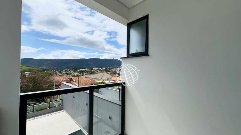 Imagem Casa com 3 Quartos à Venda, 180 m² em Jardim Do Lago - Atibaia Imagem Casa com 3 Quartos à Venda, 180 m² em Jardim Do Lago - Atibaia