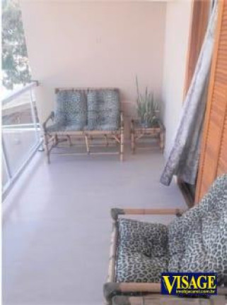 Imagem Casa com 3 Quartos à Venda, 140 m² em Pq. Santa Paula - Jacareí Imagem Casa com 3 Quartos à Venda, 140 m² em Pq. Santa Paula - Jacareí