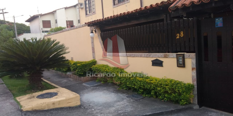 Imagem Imóvel com 2 Quartos à Venda, 80 m² em Peró - Cabo Frio