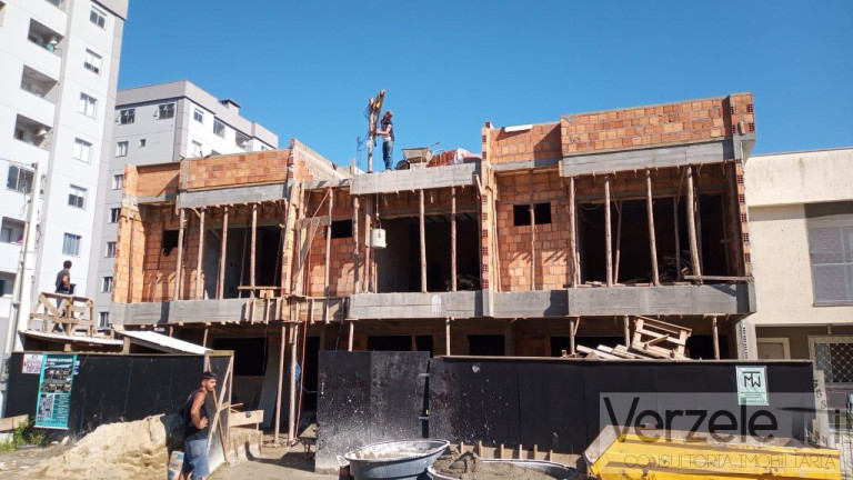 Imagem Casa com 3 Quartos à Venda, 180 m² em São Francisco De Assis - Camboriú Imagem Casa com 3 Quartos à Venda, 180 m² em São Francisco De Assis - Camboriú