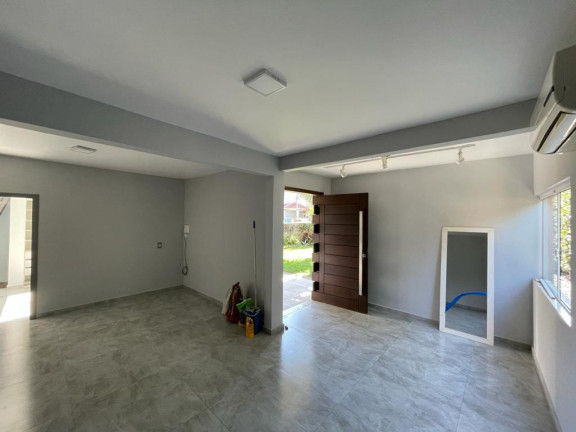 Imagem Casa com 2 Quartos à Venda, 80 m² em Jardim Iririú - Joinville Imagem Casa com 2 Quartos à Venda, 80 m² em Jardim Iririú - Joinville