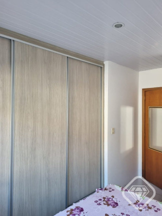 Imagem Casa de Condomínio com 2 Quartos à Venda, 54 m² em Costa Gama - Porto Alegre