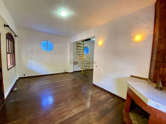 Imagem Casa com 3 Quartos à Venda, 181 m² em Albuquerque - Teresópolis Imagem Casa com 3 Quartos à Venda, 181 m² em Albuquerque - Teresópolis