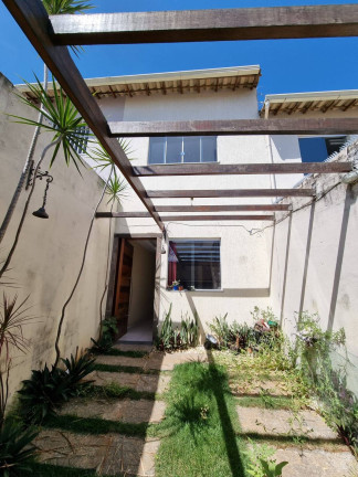 Casa com 2 Quartos para Alugar, 85 m² em Havaí - Belo Horizonte