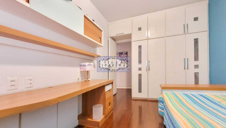 Imagem Apartamento com 4 Quartos à Venda, 230 m² em Lagoa - Rio De Janeiro