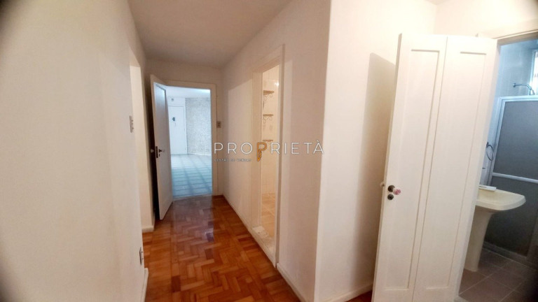 Imagem Apartamento com 3 Quartos à Venda, 187 m² em Copacabana - Rio De Janeiro Imagem Apartamento com 3 Quartos à Venda, 187 m² em Copacabana - Rio De Janeiro