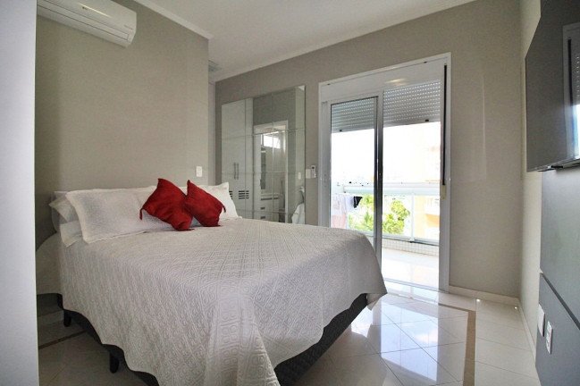 Imagem Imóvel com 4 Quartos à Venda, 153 m² em Riviera - Bertioga