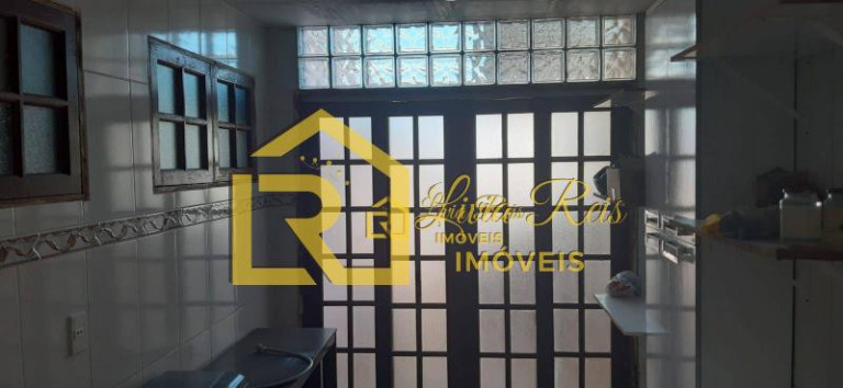 Imagem Casa com 4 Quartos à Venda, 242 m² em Costazul - Rio Das Ostras