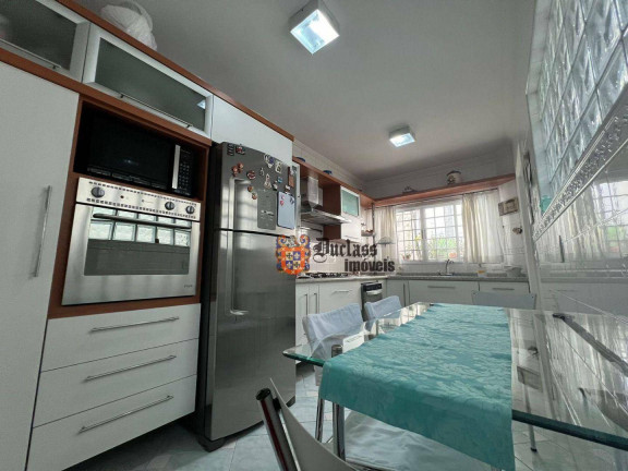 Imagem Sobrado com 4 Quartos à Venda, 257 m² em água Fria - São Paulo