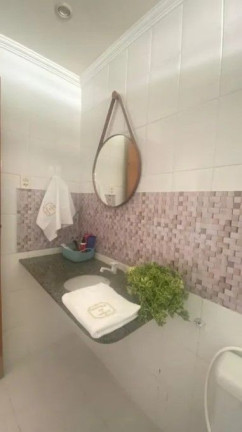 Imagem Casa com 5 Quartos à Venda, 166 m² em Pituaçu - Salvador Imagem Casa com 5 Quartos à Venda, 166 m² em Pituaçu - Salvador