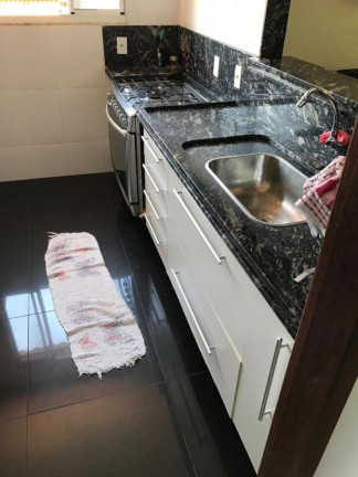 Imagem Apartamento com 2 Quartos à Venda, 70 m² em Bacaxá (saquarema) - Saquarema