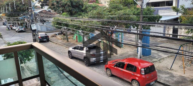 Imagem Casa com 5 Quartos à Venda, 330 m² em Encruzilhada - Recife