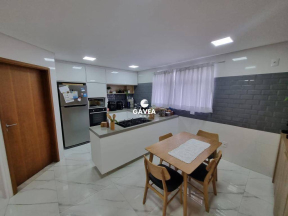 Imagem Casa com 3 Quartos à Venda, 270 m² em Campo Grande - Santos Imagem Casa com 3 Quartos à Venda, 270 m² em Campo Grande - Santos