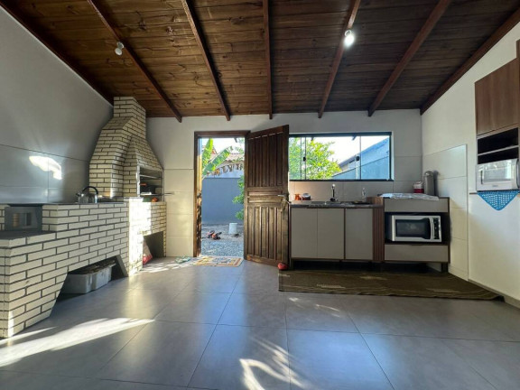 Imagem Casa com 3 Quartos à Venda, 130 m² em Centro - Balneário Barra Do Sul Imagem Casa com 3 Quartos à Venda, 130 m² em Centro - Balneário Barra Do Sul