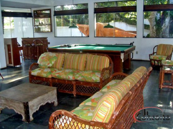 Imagem Casa com 7 Quartos à Venda, 568 m² em Tenório - Ubatuba Imagem Casa com 7 Quartos à Venda, 568 m² em Tenório - Ubatuba