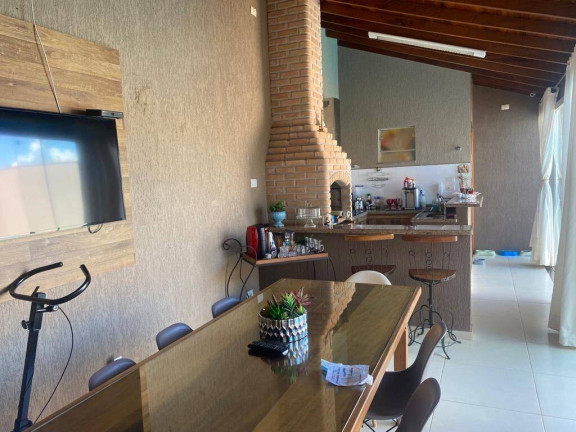 Imagem Casa com 3 Quartos à Venda, 300 m² em Jardim Santa Fé - Ourinhos Imagem Casa com 3 Quartos à Venda, 300 m² em Jardim Santa Fé - Ourinhos