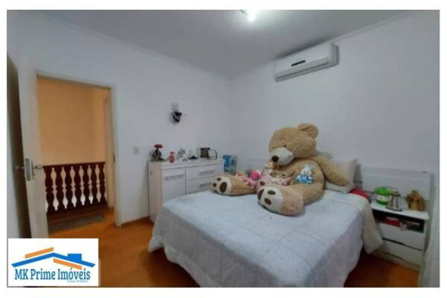 Sobrado com 3 Quartos à Venda, 240 m² em Bonfim - Osasco
