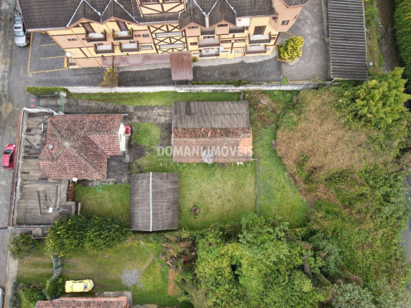 Imagem Imóvel com 2 Quartos à Venda, 341 m² em Região Do Jaguaribe - Campos Do Jordão Imagem Imóvel com 2 Quartos à Venda, 341 m² em Região Do Jaguaribe - Campos Do Jordão