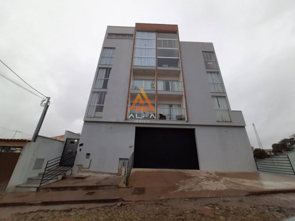 Imagem Cobertura com 2 Quartos à Venda, 136 m²
