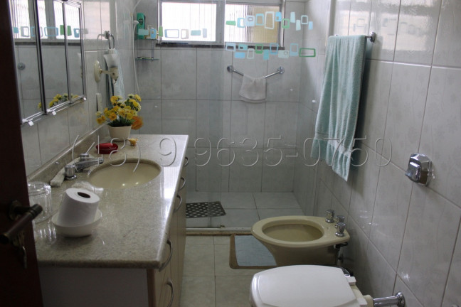 Imagem Casa com 3 Quartos à Venda, 360 m² em Trindade - Florianópolis Imagem Casa com 3 Quartos à Venda, 360 m² em Trindade - Florianópolis