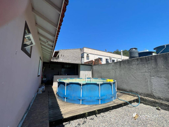 Imagem Casa com 3 Quartos à Venda, 360 m² em Fundos - Biguaçu Imagem Casa com 3 Quartos à Venda, 360 m² em Fundos - Biguaçu