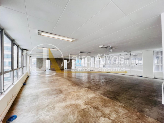 Imóvel Comercial para Alugar, 225 m² em Cerqueira César - São Paulo