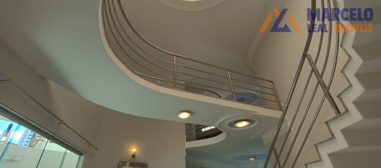 Imagem Casa com 4 Quartos à Venda, 375 m² em Candeias - Vitória Da Conquista