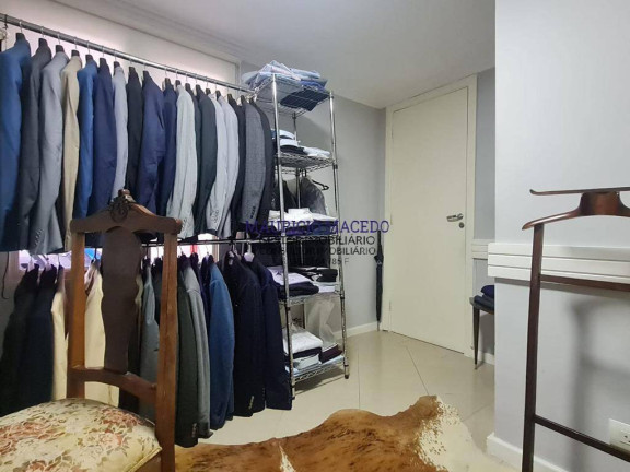Imagem Casa com 4 Quartos à Venda, 360 m² em Alphaville - Santana De Parnaíba Imagem Casa com 4 Quartos à Venda, 360 m² em Alphaville - Santana De Parnaíba