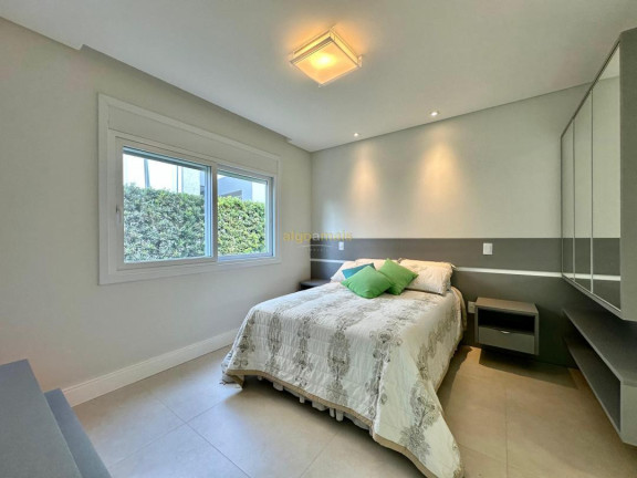 Imagem Casa com 5 Quartos à Venda, 373 m² em Condominio Malibu Beach Residence - Xangri-lá Imagem Casa com 5 Quartos à Venda, 373 m² em Condominio Malibu Beach Residence - Xangri-lá