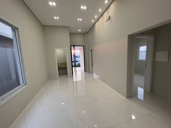 Imagem Casa de Condomínio com 3 Quartos à Venda, 250 m² em Cuiabá