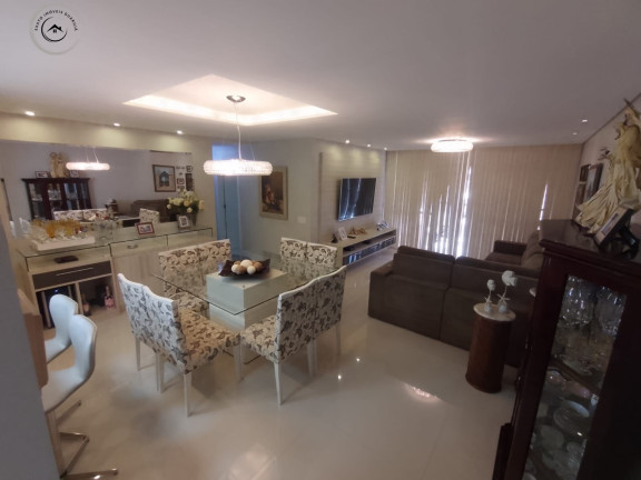 Imagem Apartamento com 4 Quartos à Venda, 180 m² em Centro - Guarujá Imagem Apartamento com 4 Quartos à Venda, 180 m² em Centro - Guarujá