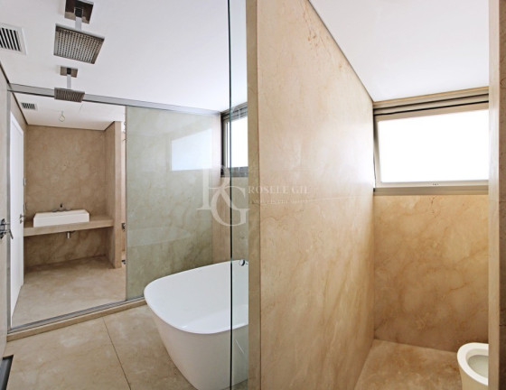 Imagem Apartamento com 3 Quartos à Venda, 388 m² em Moinhos De Vento - Porto Alegre