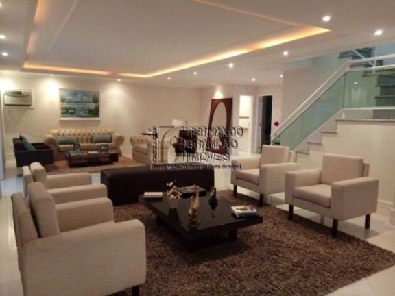 Imagem Casa com 5 Quartos à Venda, 500 m² em Recreio Dos Bandeirantes - Rio De Janeiro Imagem Casa com 5 Quartos à Venda, 500 m² em Recreio Dos Bandeirantes - Rio De Janeiro