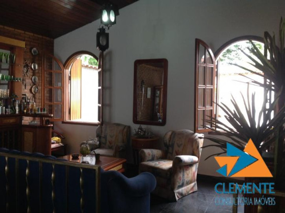 Imagem Casa com 7 Quartos à Venda, 350 m² em Ouro Preto - Belo Horizonte