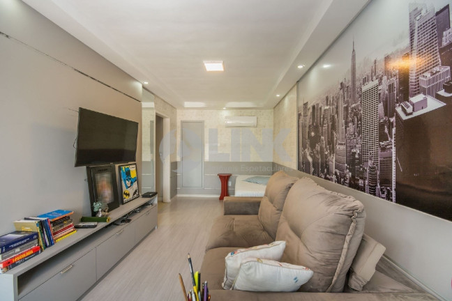 Casa com 4 Quartos à Venda, 240 m² em Jardim Itu - Porto Alegre