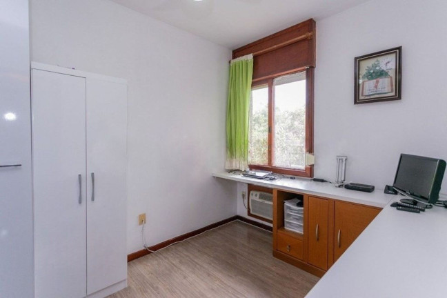Imagem Cobertura com 4 Quartos à Venda, 202 m² em Jardim Lindóia - Porto Alegre Imagem Cobertura com 4 Quartos à Venda, 202 m² em Jardim Lindóia - Porto Alegre