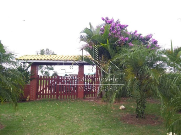 Imagem Imóvel com 3 Quartos à Venda, 130 m² em Ninho Verde 2 - Pardinho Imagem Imóvel com 3 Quartos à Venda, 130 m² em Ninho Verde 2 - Pardinho