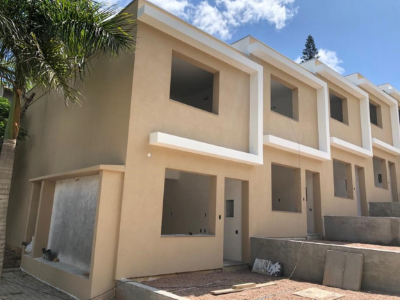 Imagem Casa de Condomínio com 2 Quartos à Venda, 121 m² em Teresópolis - Porto Alegre
