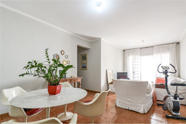Imóvel com 3 Quartos à Venda,  em Cambuci - São Paulo