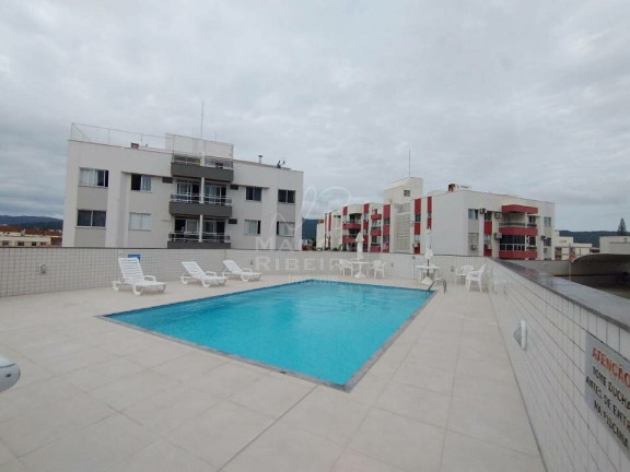 Imagem Cobertura com 3 Quartos à Venda, 250 m² em Trindade - Florianópolis