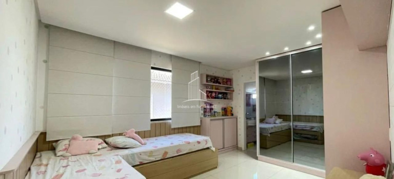 Imagem Casa com 3 Quartos à Venda, 282 m² em Coaçu - Eusébio