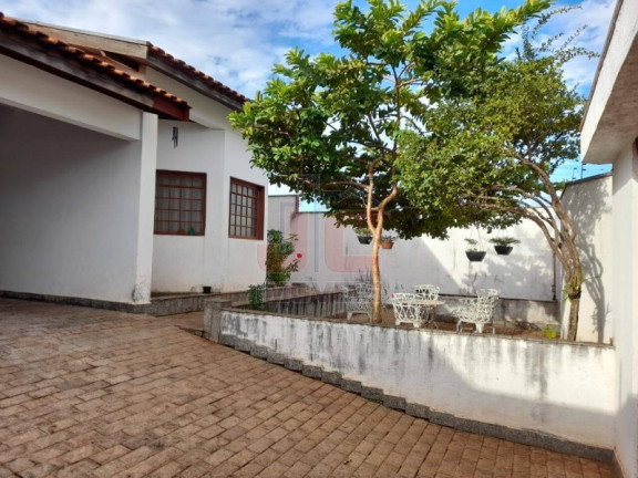 Imagem Casa com 4 Quartos à Venda, 243 m² em Ribeirânia - Ribeirão Preto Imagem Casa com 4 Quartos à Venda, 243 m² em Ribeirânia - Ribeirão Preto