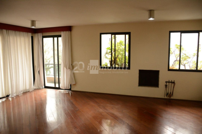Imagem Apartamento com 3 Quartos à Venda, 200 m² em Higienópolis - São Paulo Imagem Apartamento com 3 Quartos à Venda, 200 m² em Higienópolis - São Paulo