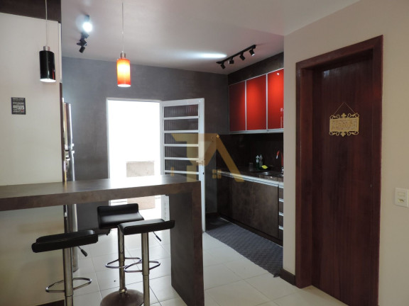 Imagem Imóvel com 2 Quartos à Venda, 110 m² em Centro - Garopaba