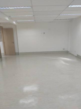 Imagem Sala Comercial à Venda, 135 m² em República - São Paulo Imagem Sala Comercial à Venda, 135 m² em República - São Paulo