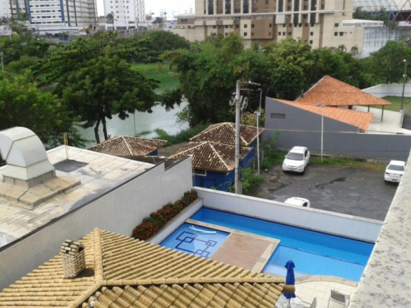 Imagem Apartamento com 3 Quartos à Venda, 79 m² em Stiep - Salvador