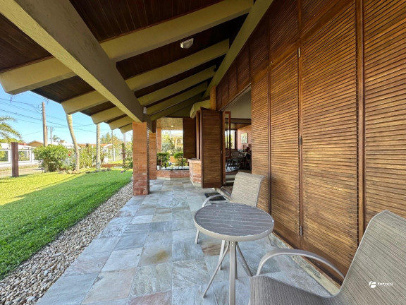 Imagem Casa de Condomínio com 5 Quartos à Venda, 630 m² em Xangri-lá - Atlantida