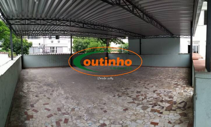 Imagem Casa com 3 Quartos à Venda, 226 m² em Vila Isabel - Rio De Janeiro Imagem Casa com 3 Quartos à Venda, 226 m² em Vila Isabel - Rio De Janeiro