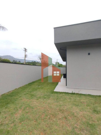 Imagem Casa com 3 Quartos à Venda, 112 m² em Marmeleiro - Atibaia Imagem Casa com 3 Quartos à Venda, 112 m² em Marmeleiro - Atibaia